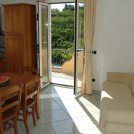 Aparthotel Rosalia Barano dʼIschia